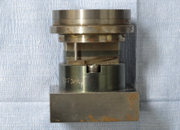 段付き下パンチ